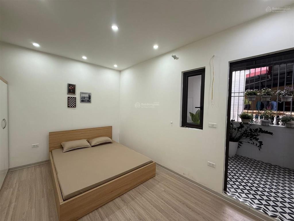Hiếm! nhà phố ngọc khánh, ngõ ba gác tránh, dân xây 34m2*5t, nội thất xịn về ở đón tết ngay