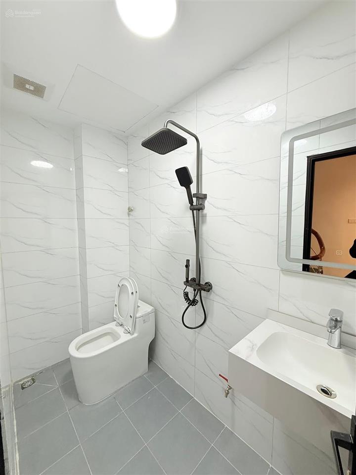 Bán nhà phố phúc tân, nhà mới full nội thất, 100m ra oto tránh, dân xây 25m*4t, khách về ở ngay