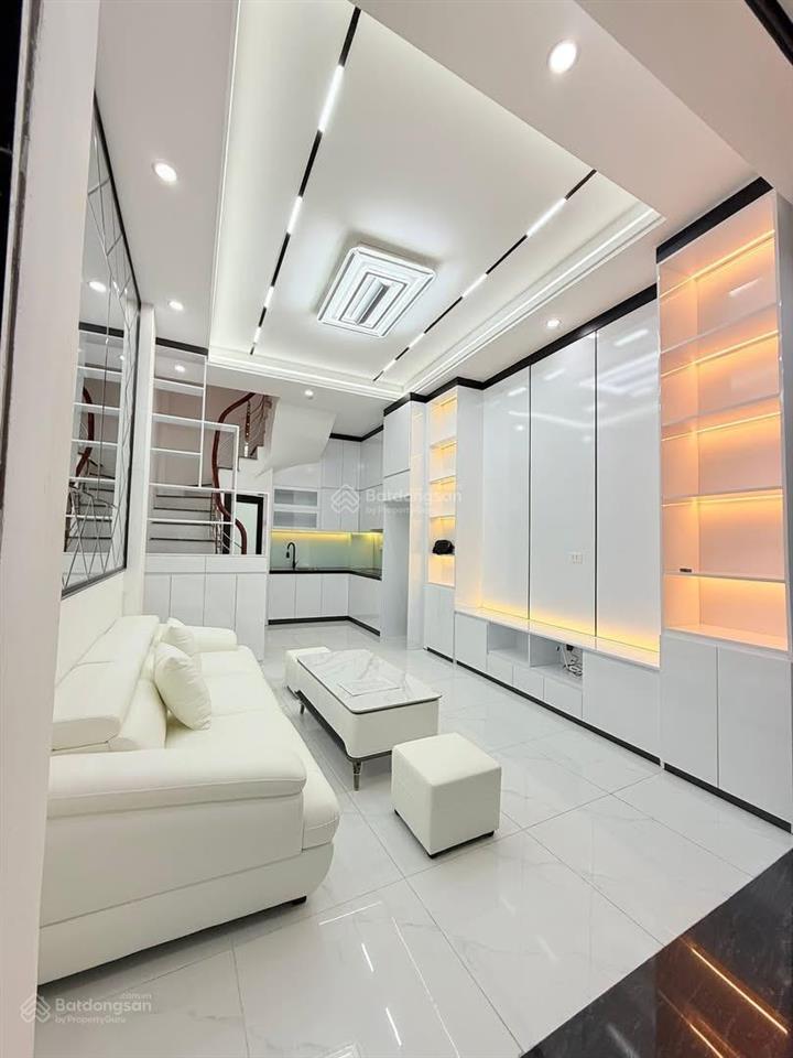 Bán nhà phố phúc tân, nhà mới full nội thất, 100m ra oto tránh, dân xây 25m*4t, khách về ở ngay