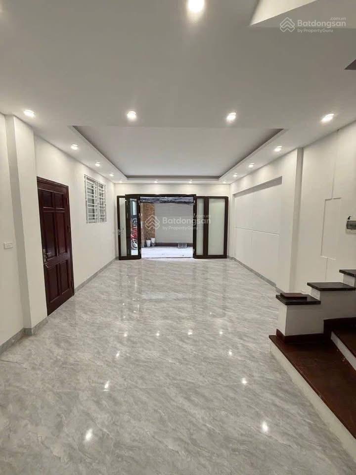 Nhà phố hoàng hoa thám, ngõ thông, căn góc, trước nhà 4m, kinh doanh, dân xây kcbt 52m*5t full nt