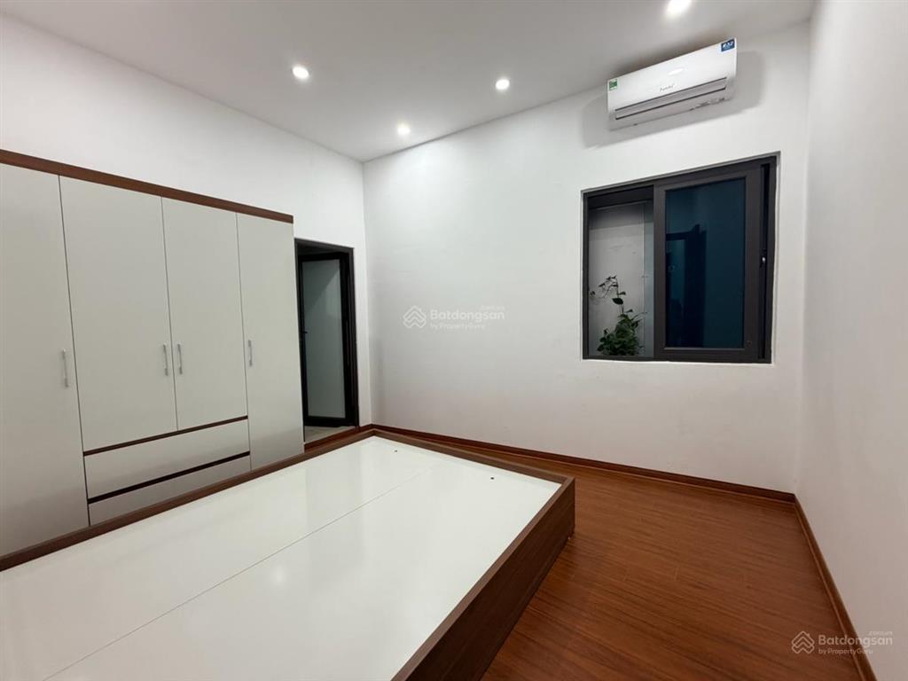 Hiếm!! lô góc 2 thoáng phan kế bính, ngõ thông, ô tô đỗ gần, 60m ra phố, sân xe, full nt, 43m2*5t