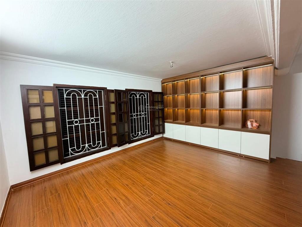 Hiếm!! lô góc 2 thoáng phan kế bính, ngõ thông, ô tô đỗ gần, 60m ra phố, sân xe, full nt, 43m2*5t