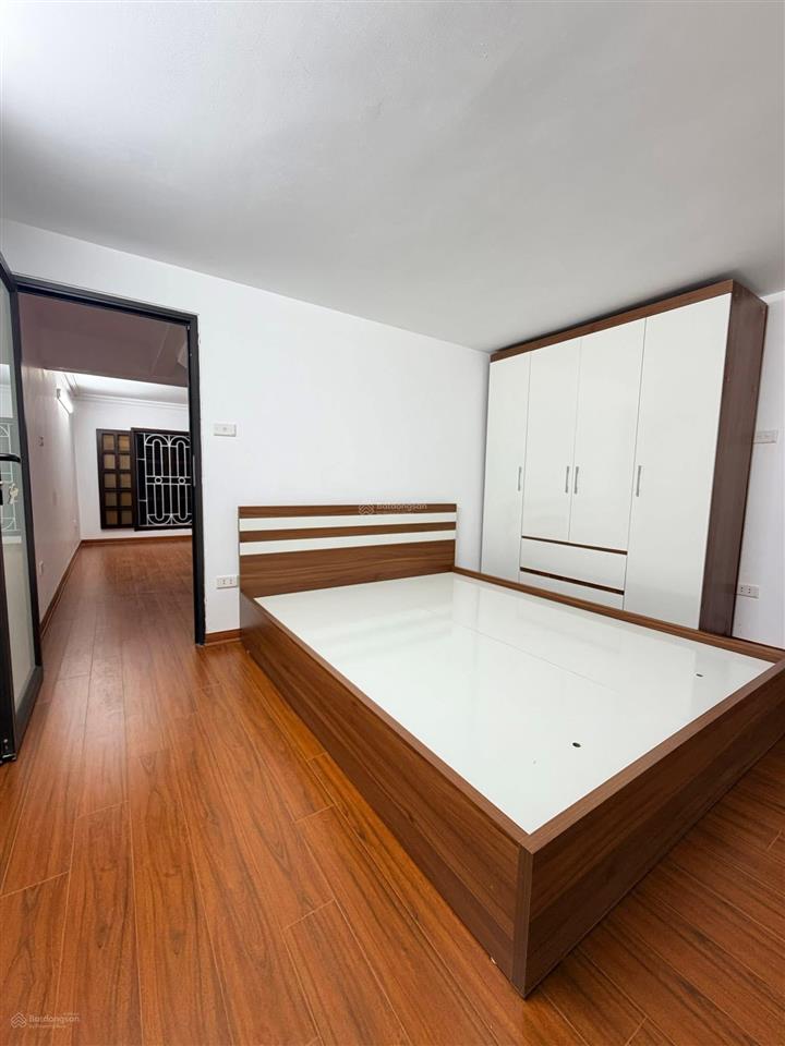 Hiếm!! lô góc 2 thoáng phan kế bính, ngõ thông, ô tô đỗ gần, 60m ra phố, sân xe, full nt, 43m2*5t