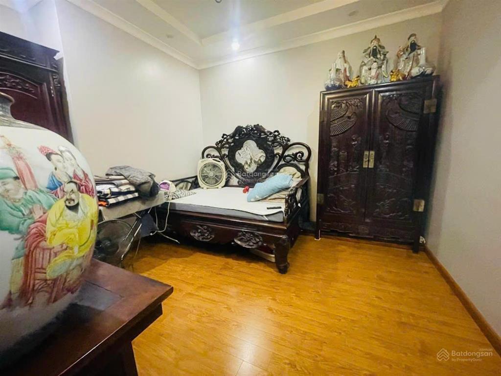 Cực hiếm!! nhà lý nam đế, phân lô quân đội, oto đỗ cửa, kd, 2 thoáng trước sau, 35m*5t tặng full nt