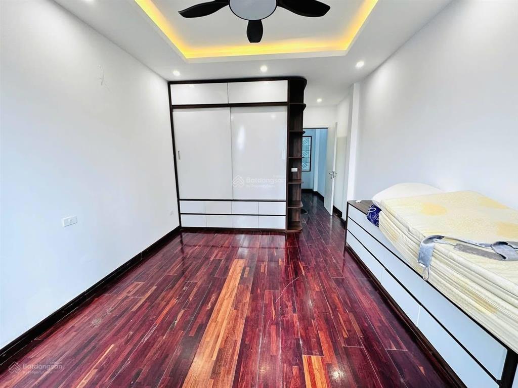 Hoàng hoa thám, 30m oto, ngõ rộng 3m, 2 thoáng, căn góc, dân xây 35m*6t, tặng full nt, ở ngay