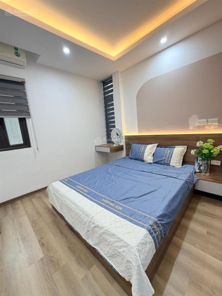 Bán nhà hoàng hoa thám, khu phân lô 10m ra oto, ngõ rộng, dân xây 25m*5t full nội thất xịn, ở ngay
