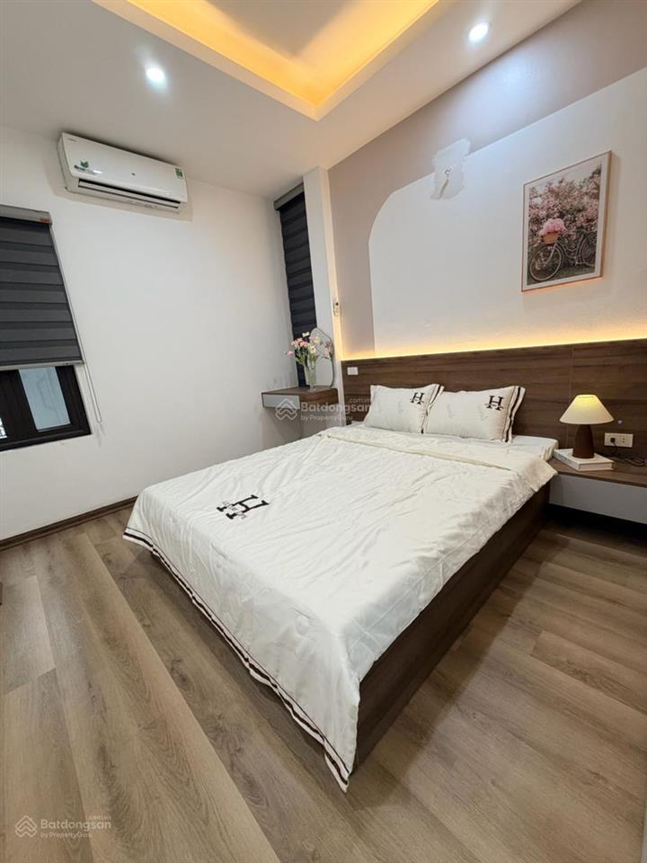 Bán nhà hoàng hoa thám, khu phân lô 10m ra oto, ngõ rộng, dân xây 25m*5t full nội thất xịn, ở ngay