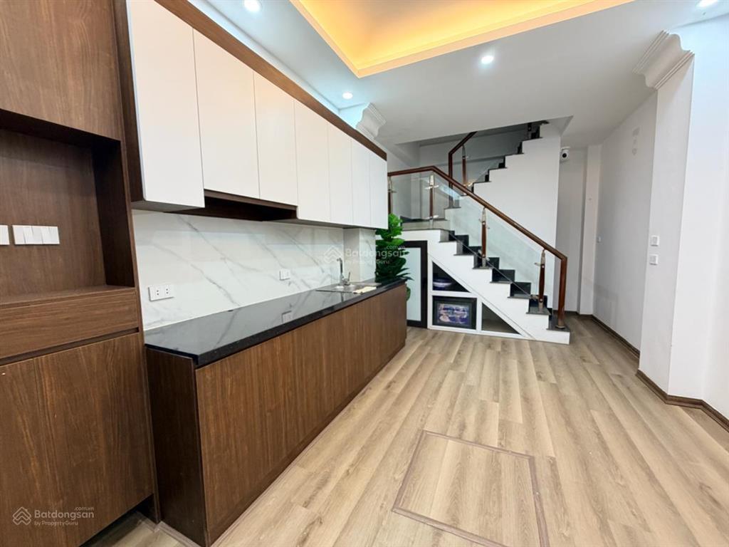 Bán nhà hoàng hoa thám, khu phân lô 10m ra oto, ngõ rộng, dân xây 25m*5t full nội thất xịn, ở ngay