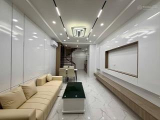 Bán nhà hoàng hoa thám, ngõ thông bagac, trước nhà thoáng sáng, xây mới 36m*5t full nt xịn, ở ngay