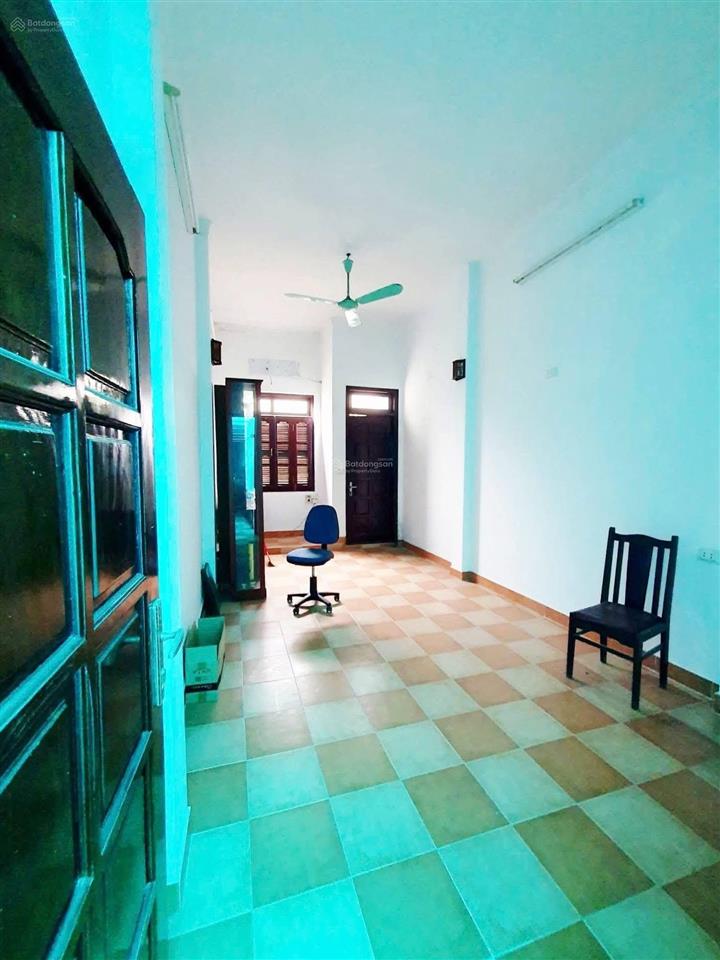 Bán nhà phân lô phố hồng hà, ba đình, oto tránh dừng đỗ đêm ngày, dân xây kcbt 45m*5t, tặng full nt