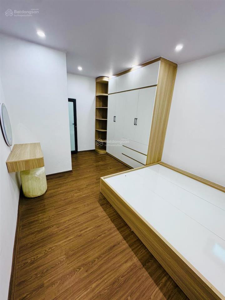 Nhà đẹp phố hoàng hoa thám, ngõ bagac, 2 mặt ngõ trước sau, gần phố, dân xây 25m*4t 3 ngủ full nt