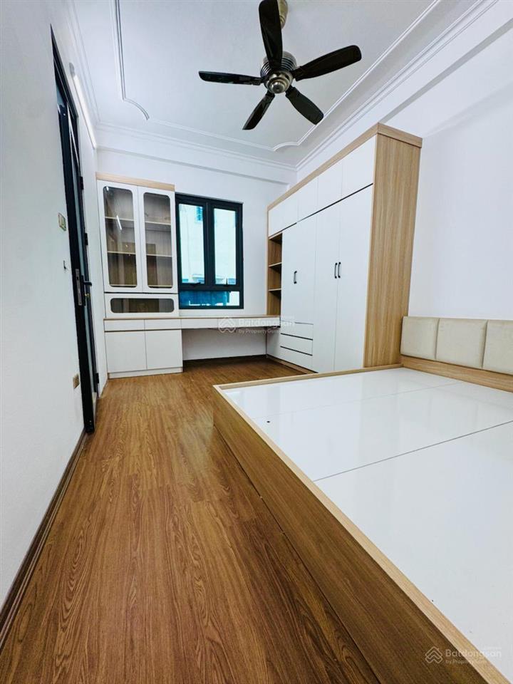 Nhà đẹp phố hoàng hoa thám, ngõ bagac, 2 mặt ngõ trước sau, gần phố, dân xây 25m*4t 3 ngủ full nt