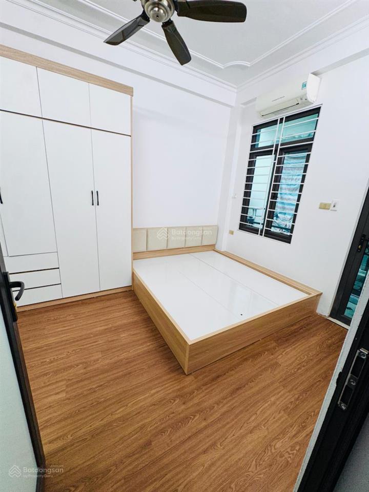Nhà đẹp phố hoàng hoa thám, ngõ bagac, 2 mặt ngõ trước sau, gần phố, dân xây 25m*4t 3 ngủ full nt