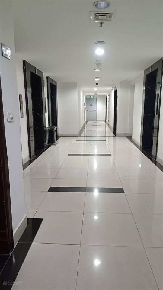 Bán căn hộ cc golden land nguyễn trãi, diện tích 96m, 2 ngủ, 2wc, tầng cao, siêu thoáng, full nt