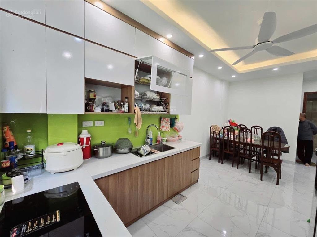 Vip! nhà phố đội cấn, 6 tầng thang máy, trước nhà 3m, ngõ thông gần ô tô, xây mới 35m2*6t full nt