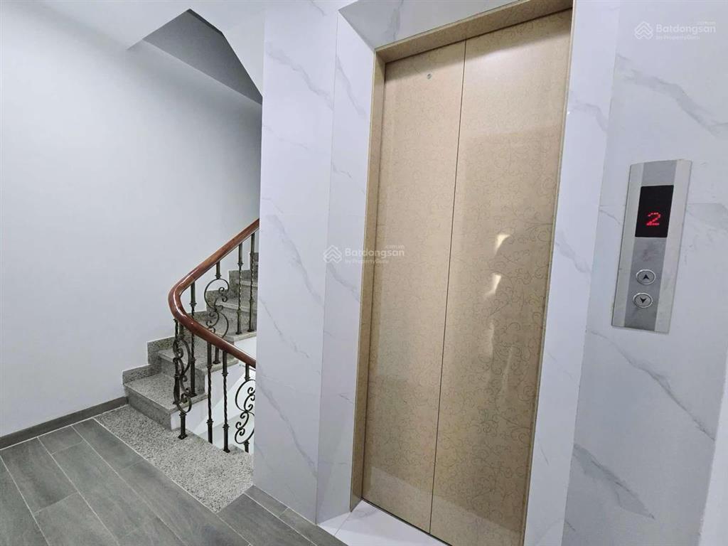 Vip! nhà phố đội cấn, 6 tầng thang máy, trước nhà 3m, ngõ thông gần ô tô, xây mới 35m2*6t full nt