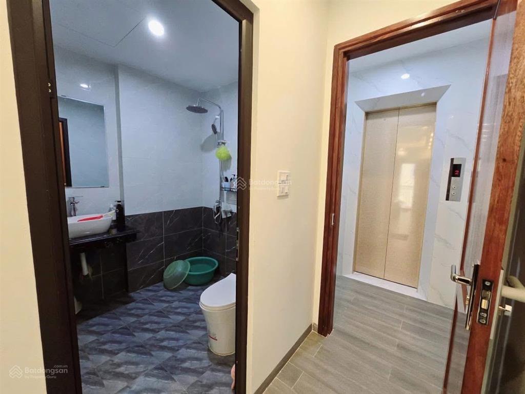 Vip! nhà phố đội cấn, 6 tầng thang máy, trước nhà 3m, ngõ thông gần ô tô, xây mới 35m2*6t full nt