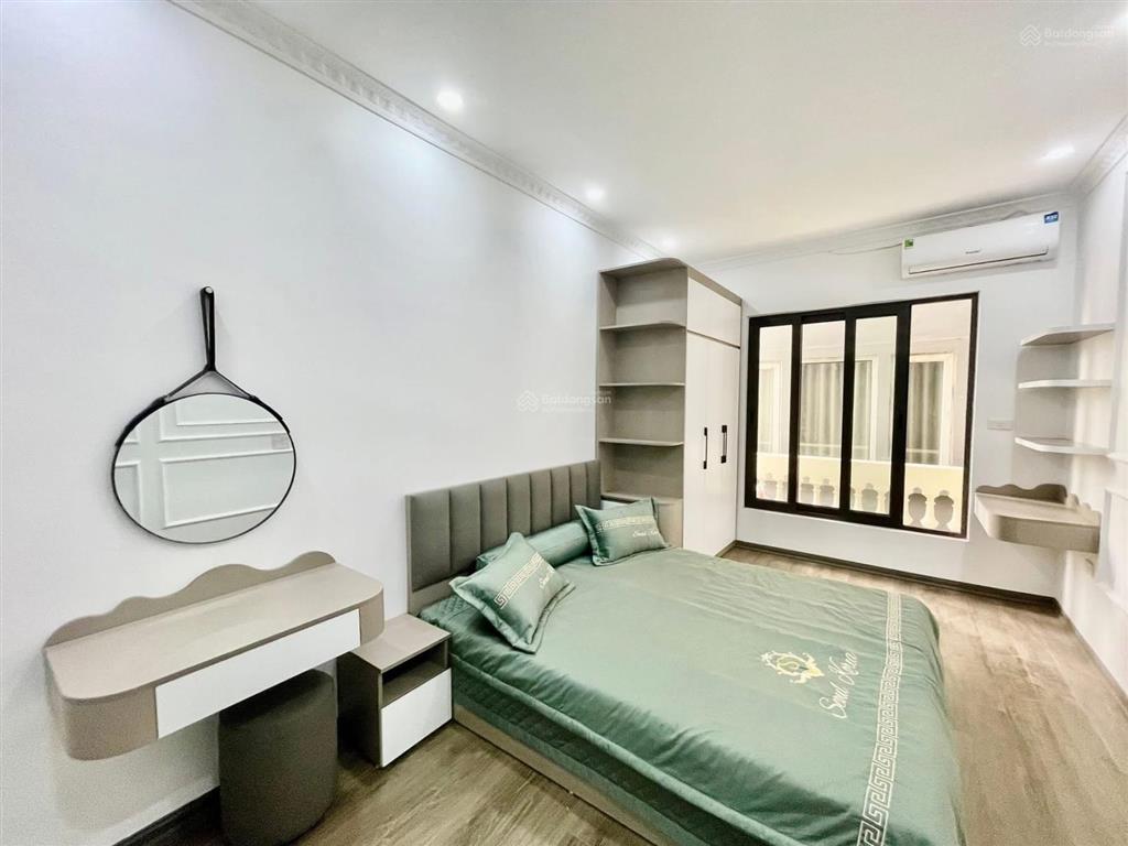 Bán nhà đội cấn, ngõ rộng bagac tránh, gần oto, dân xây 30m*5t full nội thất đẹp khách về ở ngay