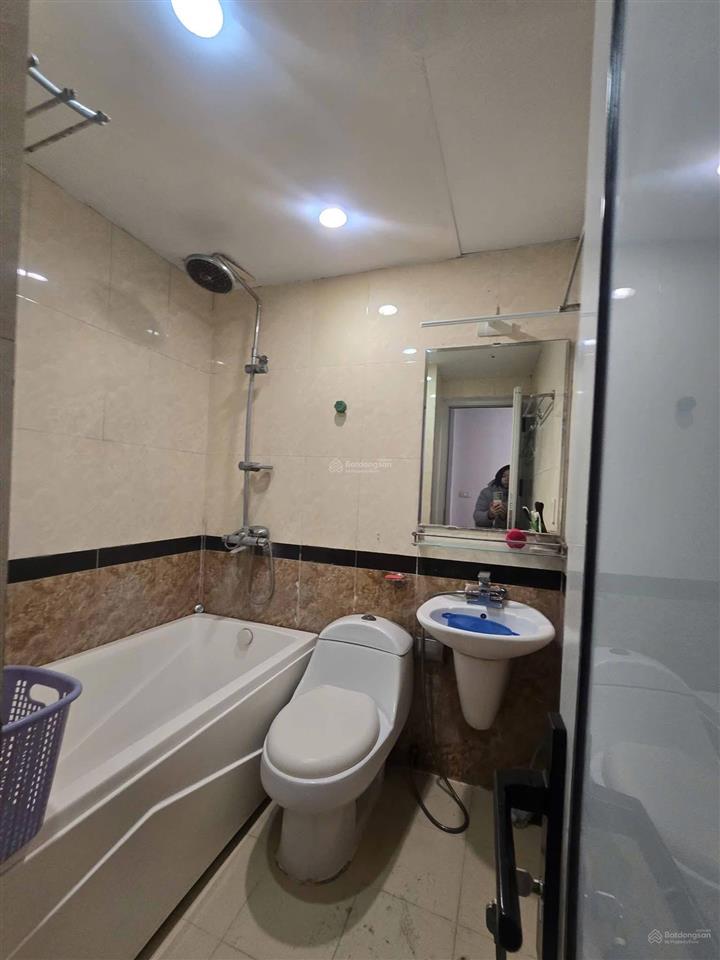 Siêu hiếm! nhà phố hàng than, 20m ra phố, ngõ rộng, dân xây 26m*5t tặng full nội thất về ở ngay