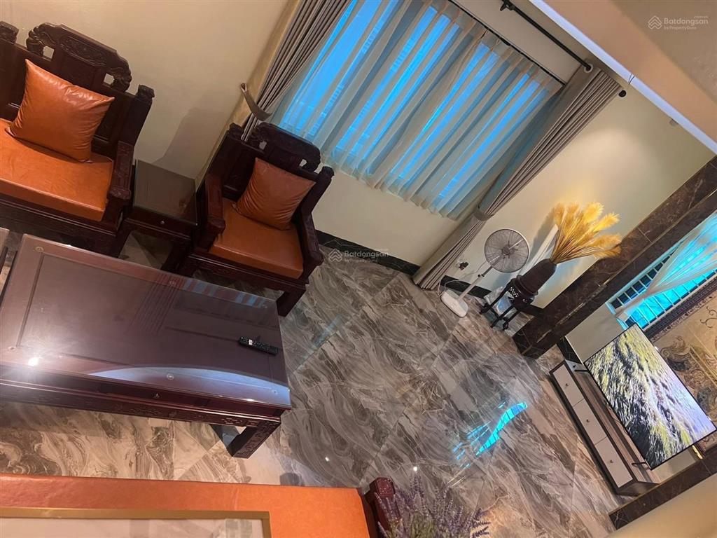 Bán nhà phố hoàng hoa thám, văn cao, căn góc, oto lùi cửa, dân xây 45m*5t tặng full nt xịn ở ngay