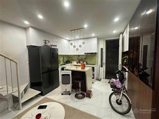 Khách phải thật nhanh! nhà phố núi trúc, 30m ra phố, ngõ thông bagac, dân xây 25m*4t 3 ngủ full nt