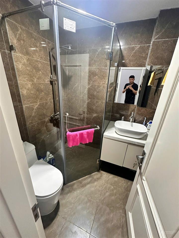 Bán nhà đội cấn, cạnh hồ đầm tròn, 100m ra lăng bác, nhà mới thoáng sáng, 33m2*5t full nt ở ngay