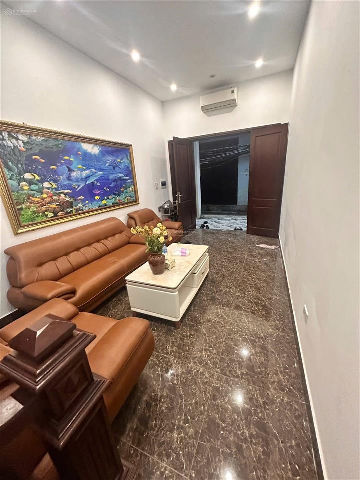 Bán nhà đội cấn, cạnh hồ đầm tròn, 100m ra lăng bác, nhà mới thoáng sáng, 33m2*5t full nt ở ngay