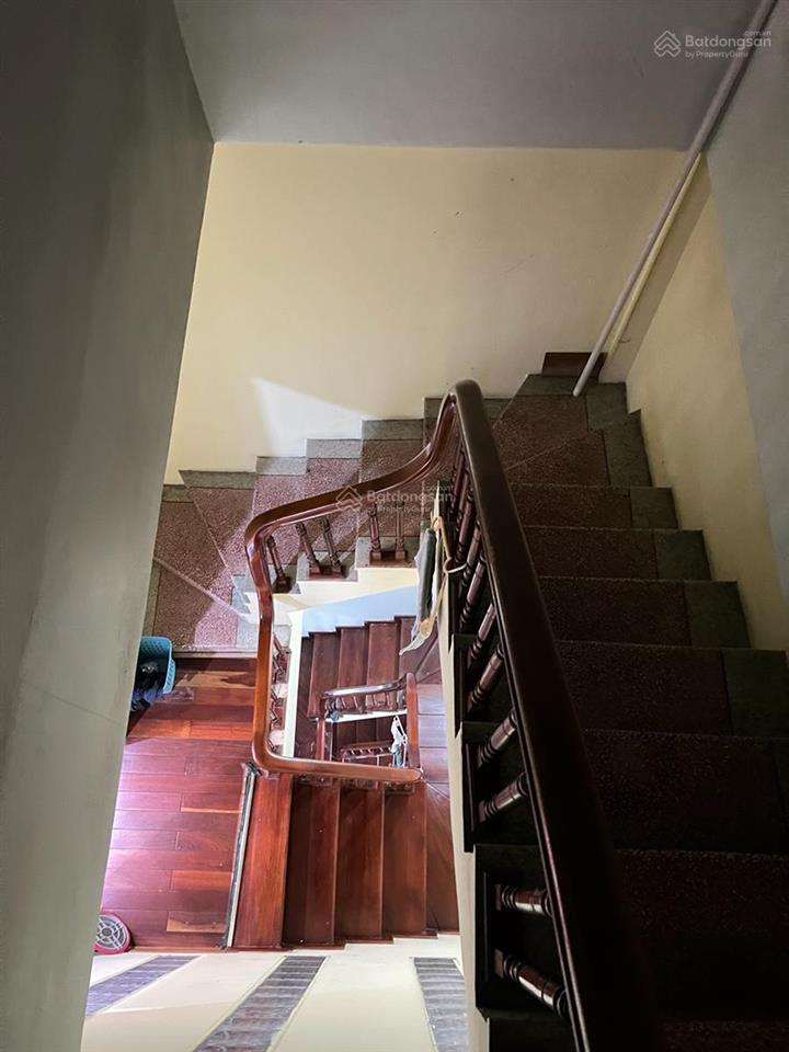 Bán nhà phố đội cấn, linh lang, phân lô, vf3 đỗ cửa, ngõ thông, nhà dân xây 30m2*5t tặng full nt