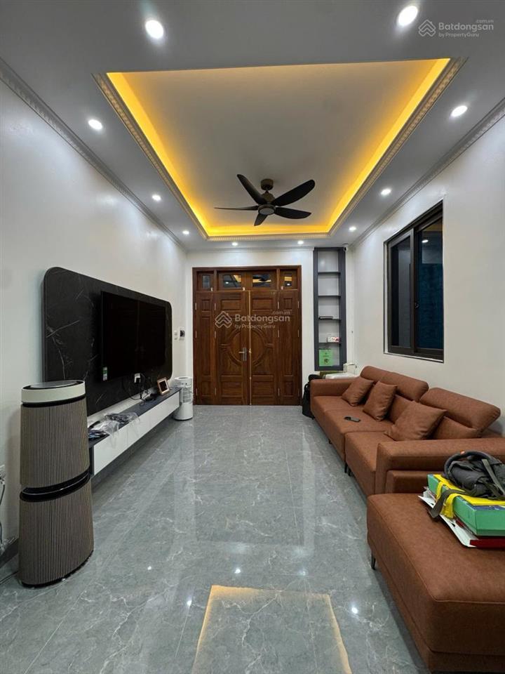 Siêu hiếm! nhà phố đội cấn, thang máy nhập khẩu, căn góc, ngõ thông bagac 45m2*6t full nt xịn