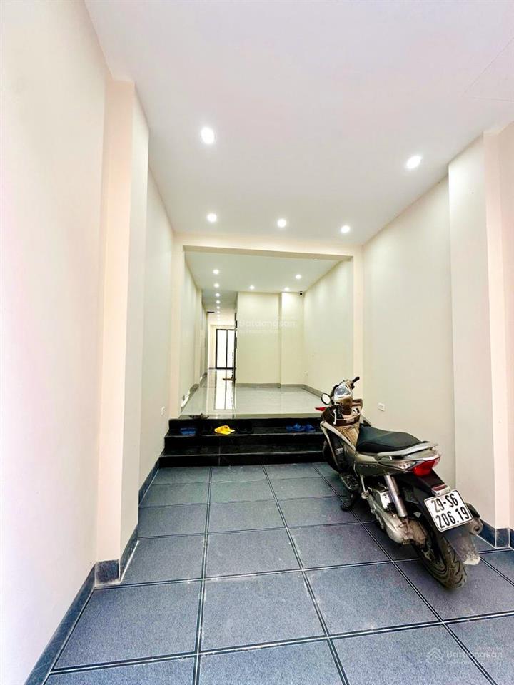 Chủ ngộp bank giảm sốc! nhà phố xuân la, căn góc 3 thoáng, 10m ra ô tô, xây mới thang máy, 58m*6t