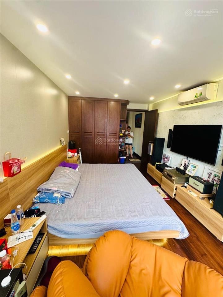 Bán nhà phố đội cấn, ngõ thông ba gác tránh, gần ô tô, dân xây 46m2*5t tặng full nt xịn sò, ở ngay