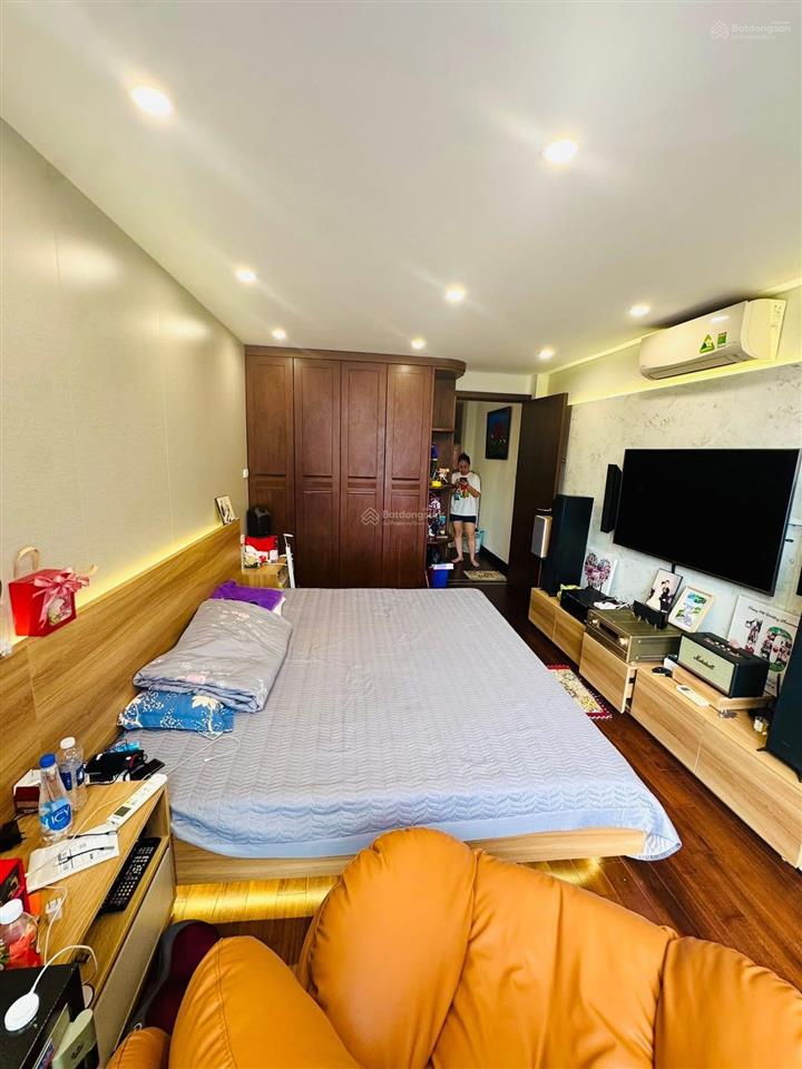 Bán nhà phố đội cấn, ngõ thông ba gác tránh, gần ô tô, dân xây 46m2*5t tặng full nt xịn sò, ở ngay