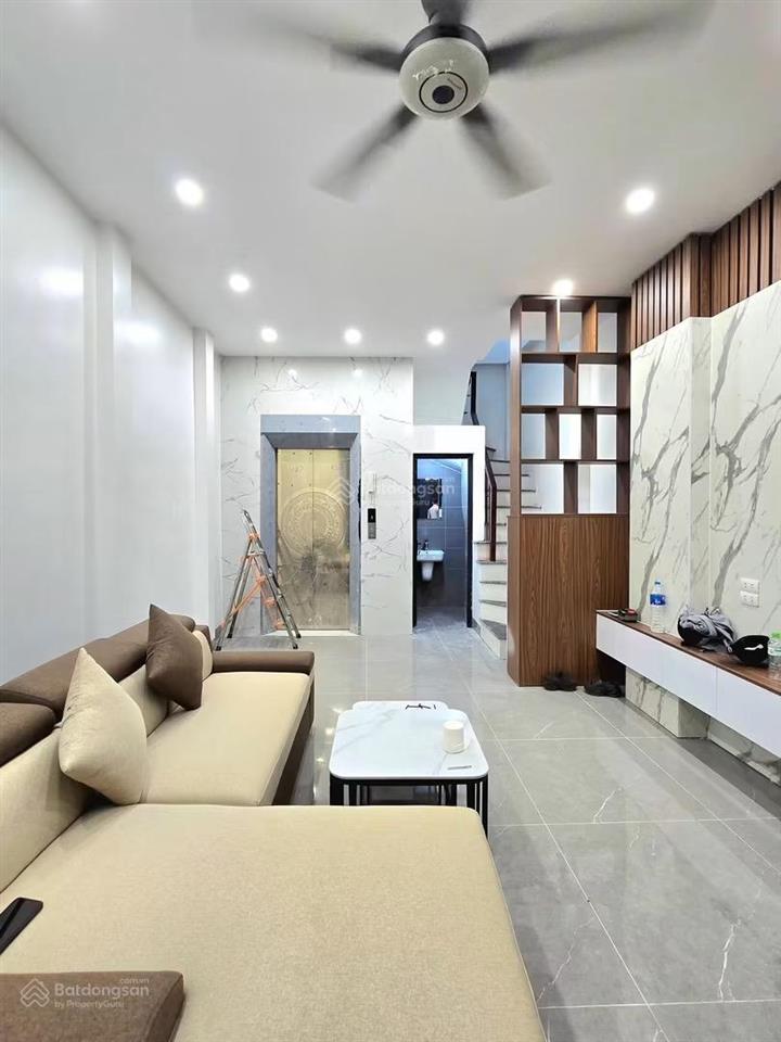 Bán nhà nguyễn khánh toàn, phân lô, thang máy, 30m ôtô, ngõ thông bagác tránh 36m*6t full nt ở ngay