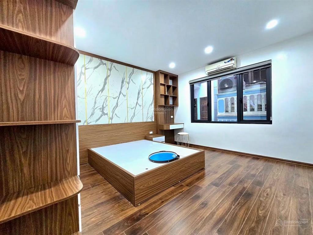 Bán nhà nguyễn khánh toàn, phân lô, thang máy, 30m ôtô, ngõ thông bagác tránh 36m*6t full nt ở ngay