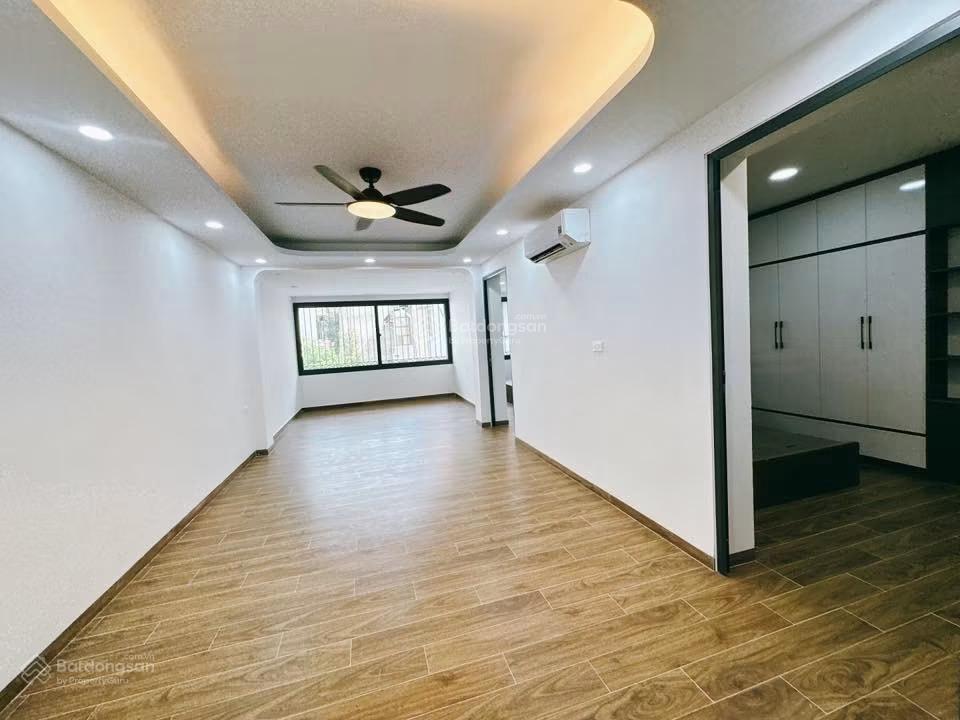 Bán căn hộ tt phố thành công, siêu đẹp, nhà mới full nt 3 ngủ, 2 wc khách bếp rộng, ban công thoáng