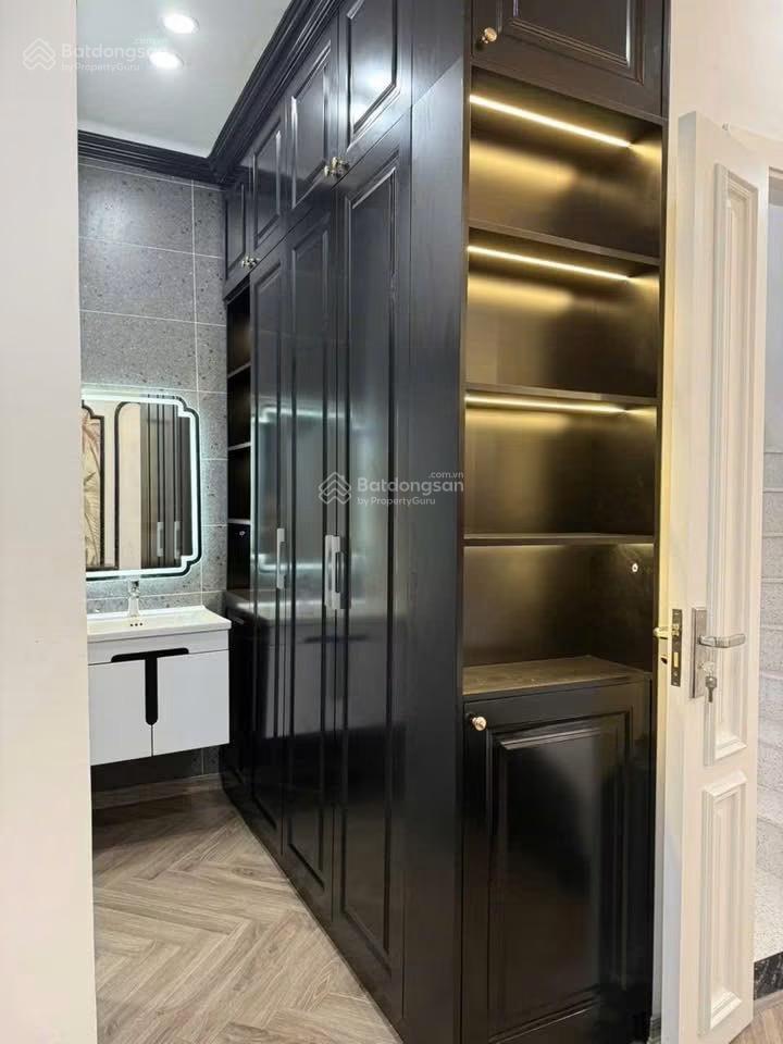 Bán nhà phố phó đức chính, phố cổ, 20m ra mặt phố, ngõ rộng sáng, nội thất siêu xịn, 32m*5t