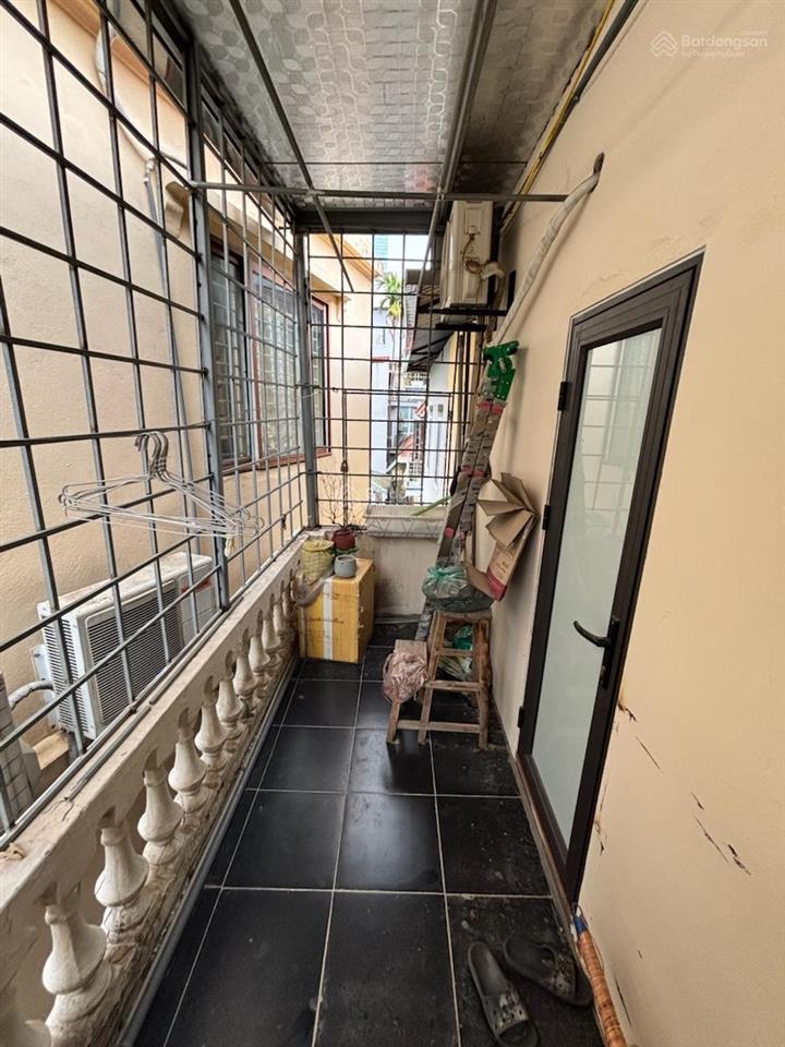 Bán nhà đội cấn, ngõ thông bagac, gần phố, mặt tiền đẹp, dân xây 31m2*4t tặng full nội thất ở ngay