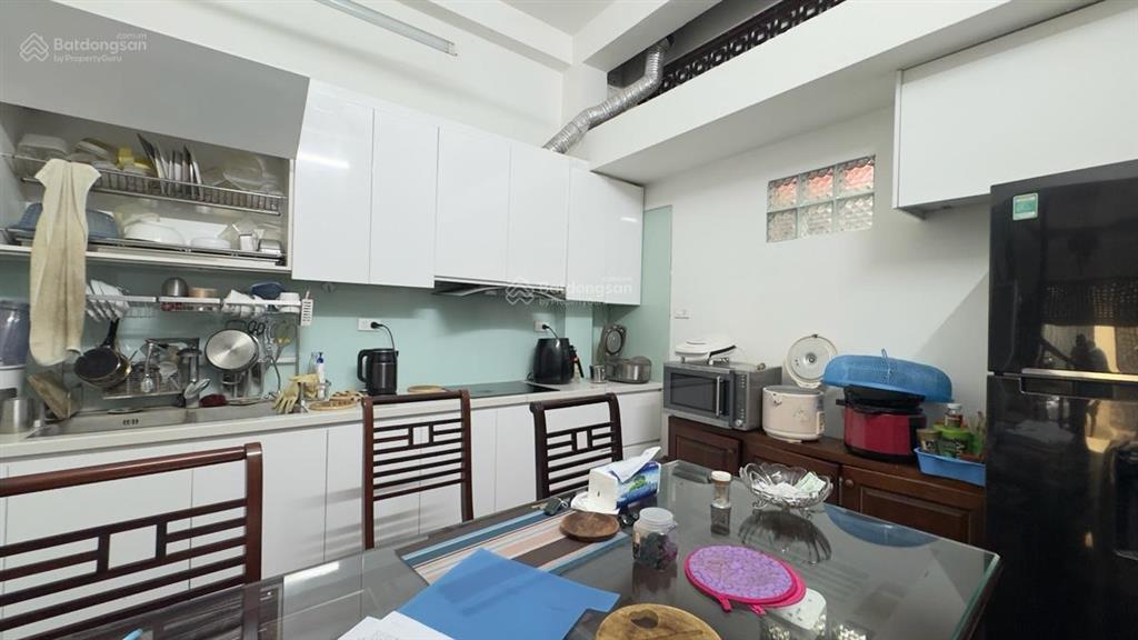 Bán nhà phố trích sài hồ tây, view hồ, ngõ thông bagac, không quy hoạch, dân xây 40m*6t full nt