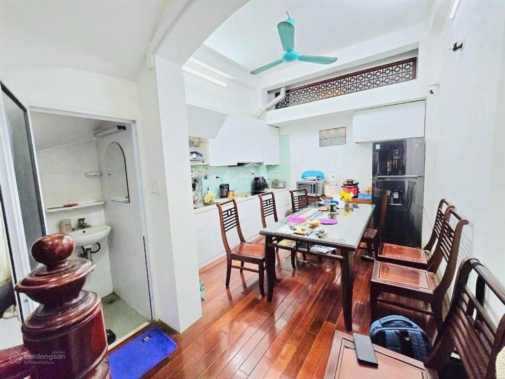 Bán nhà phố trích sài hồ tây, view hồ, ngõ thông bagac, không quy hoạch, dân xây 40m*6t full nt