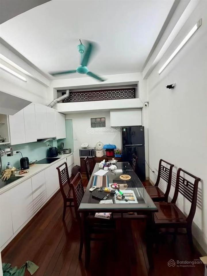 Bán nhà phố trích sài hồ tây, view hồ, ngõ thông bagac, không quy hoạch, dân xây 40m*6t full nt