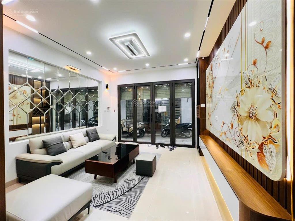 Giá tốt! p.kim mã, ngõ nông thẳng đẹp, 30m ra phố, dân xây, ko qh, ở/cho thuê, tặng nt, 48m2*5t
