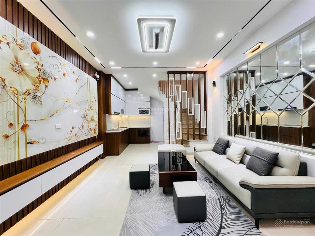 Giá tốt! p.kim mã, ngõ nông thẳng đẹp, 30m ra phố, dân xây, ko qh, ở/cho thuê, tặng nt, 48m2*5t