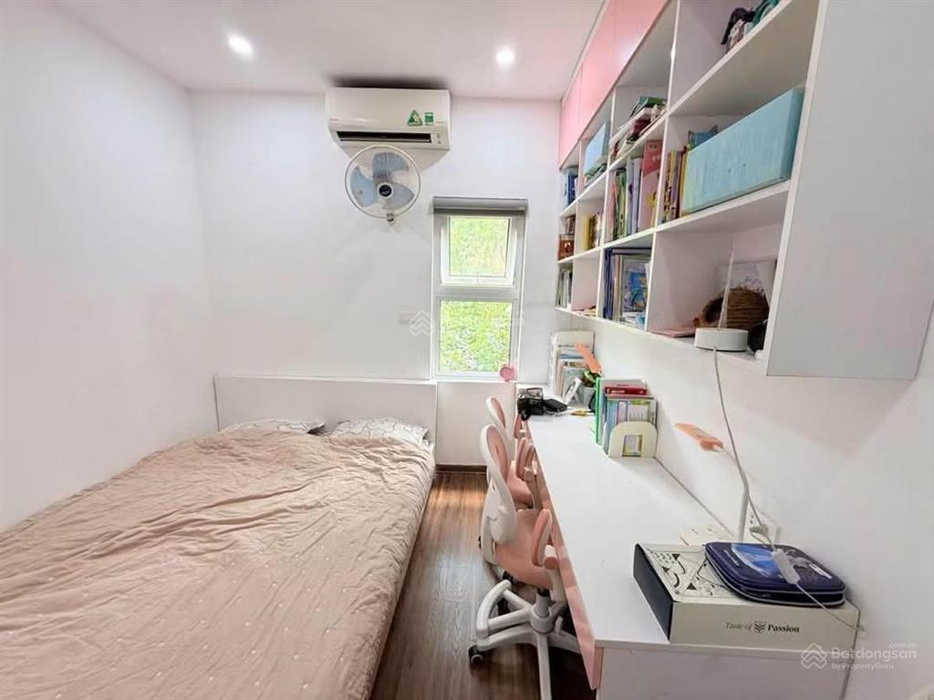 Phố vip giang văn minh, ngõ rộng 3m, cực gần phố, nhà 2 thoáng trước sau, dân xây 38m*4t full nt