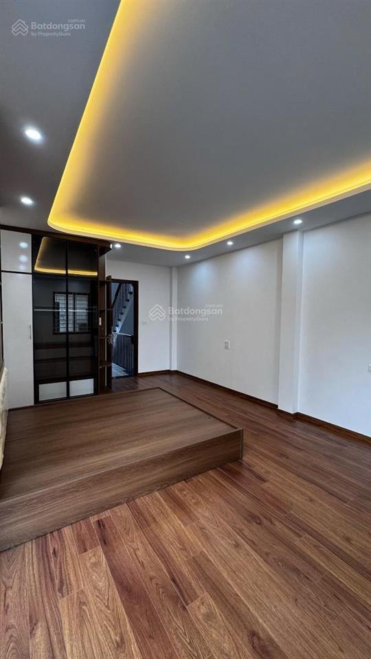 Siêu phẩm! nhà phố văn cao, xây mới, thang máy, căn góc 3 thoáng, 5m ra mặt phố, 45m*5t full nt