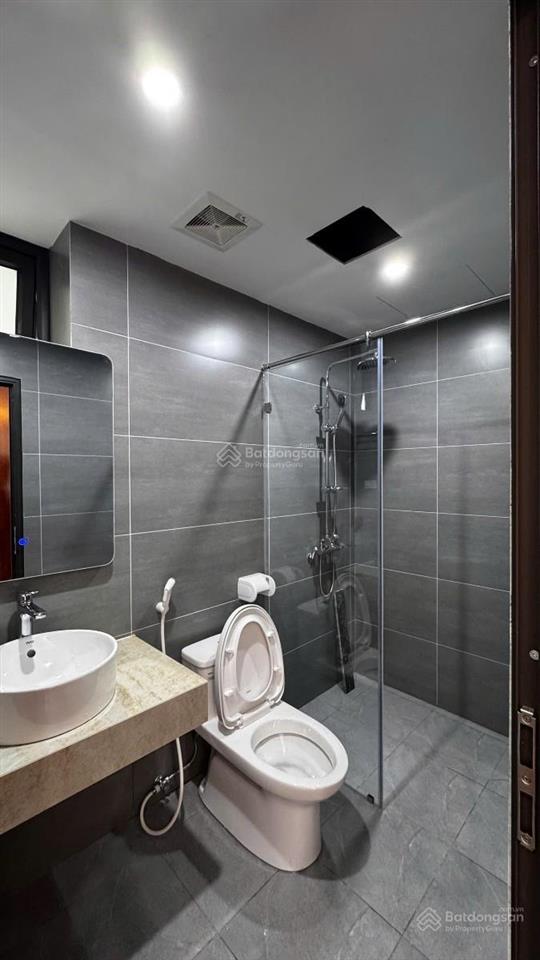 Siêu phẩm! nhà phố văn cao, xây mới, thang máy, căn góc 3 thoáng, 5m ra mặt phố, 45m*5t full nt
