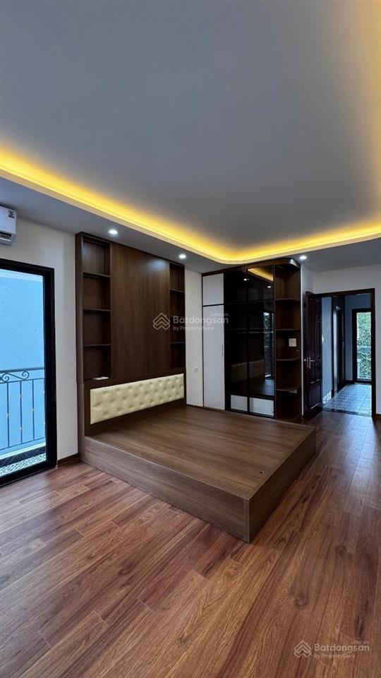 Siêu phẩm! nhà phố văn cao, xây mới, thang máy, căn góc 3 thoáng, 5m ra mặt phố, 45m*5t full nt