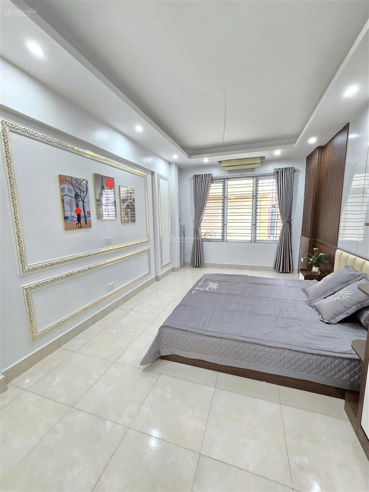 Cực gấp. nhà nguyễn khang, ngõ 3gác, vài bước ra phố, lô góc dân xây 2 thoáng, sđcc, ko qh, 35m2*5t