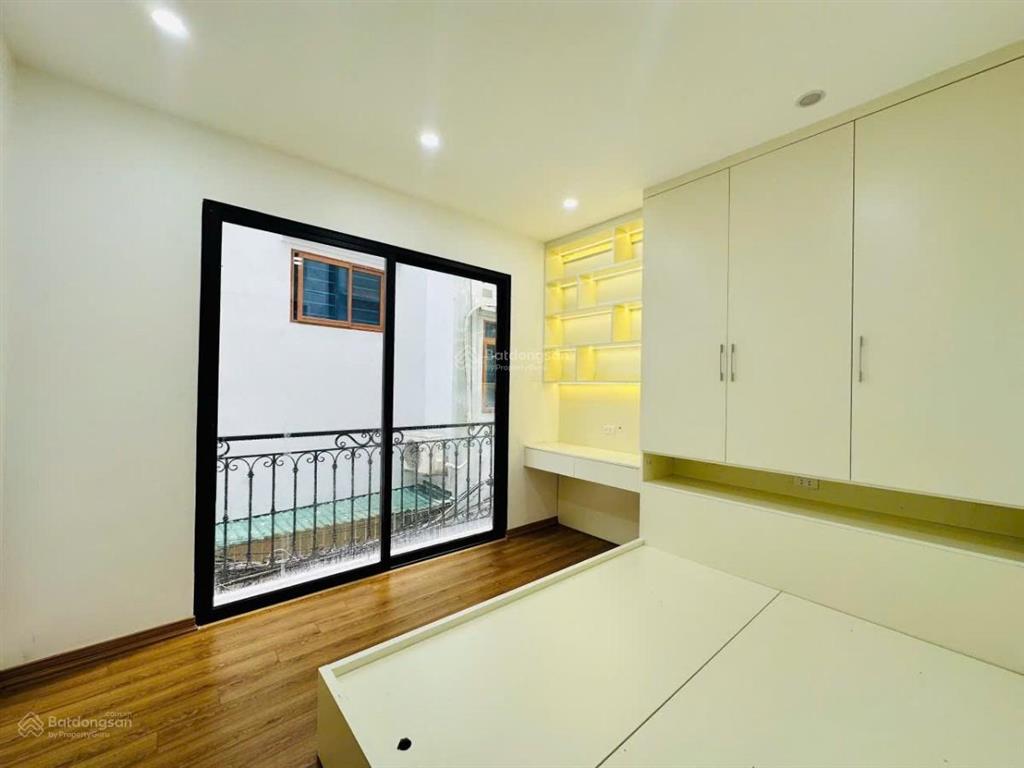 Bán nhà phố phan kế bính, xây mới, ngõ bagac, 70m ra phố, trước nhà rộng 3m, full nội thất ở ngay