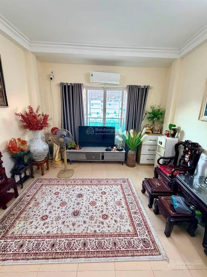 Bán nhà phố la thành, ngõ thông bagac tránh, ở và kinh doanh, dân xây 30m2*7t, tặng full nội thất