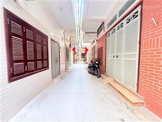 Bán nhà phố đội cấn, linh lang, cực gần ô tô, phân lô, ngõ thông rộng, dân xây 25m*4t tặng nt
